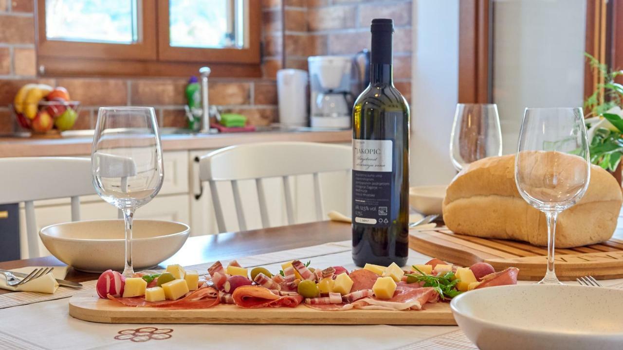 Casa Valla By Rent Istria Buzet Ngoại thất bức ảnh